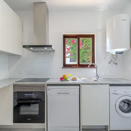 Amelia - Sunny Way By Interhome