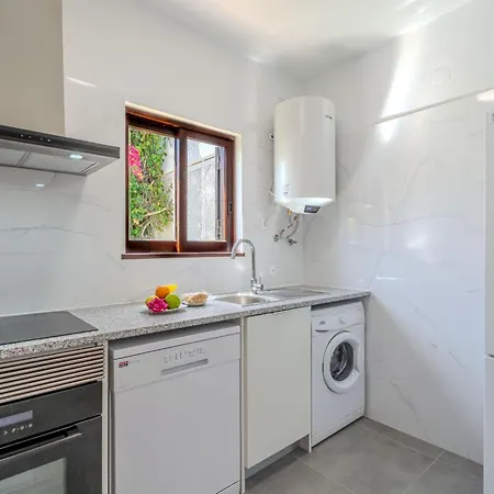 Amelia - Sunny Way By Interhome